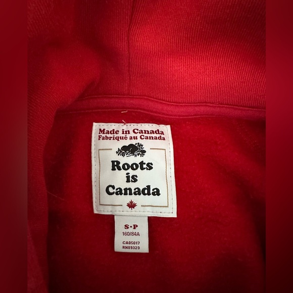 Roots Red Canada Beaver Hoodie - Picture 5 of 8